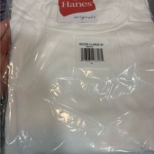 Hanes White Crew Neck T-Shirt Pack